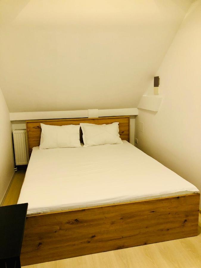 Ultra-Central Modern And Big Apartments In Union Square U41-U44 ทิมิชัวรา ภายนอก รูปภาพ