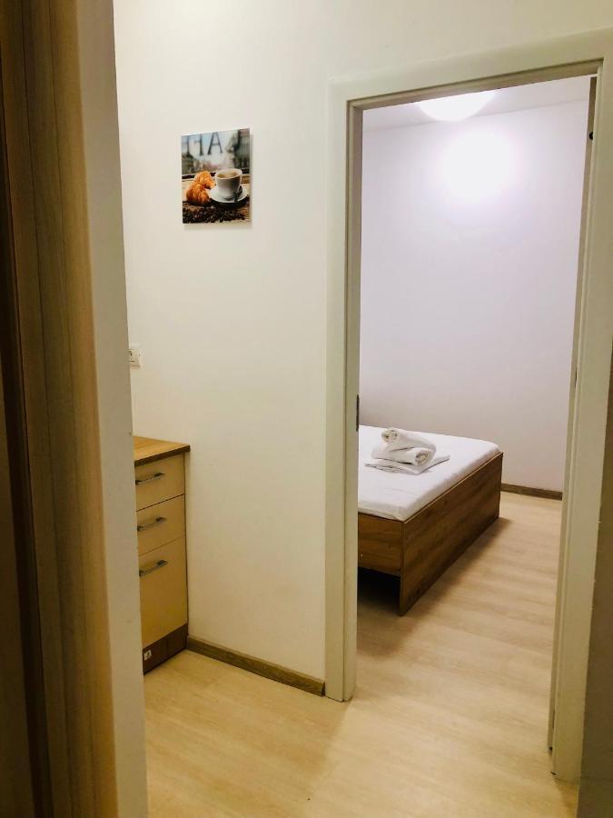 Ultra-Central Modern And Big Apartments In Union Square U41-U44 ทิมิชัวรา ภายนอก รูปภาพ