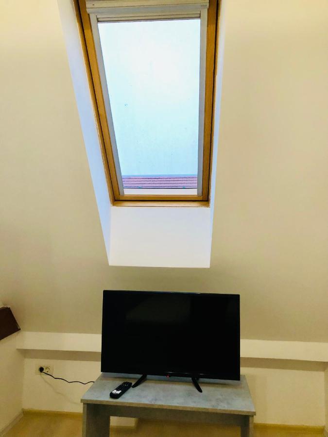 Ultra-Central Modern And Big Apartments In Union Square U41-U44 ทิมิชัวรา ภายนอก รูปภาพ